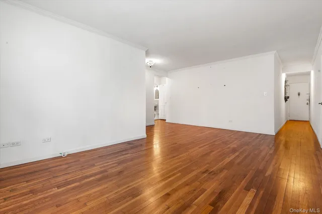 $605,000 | 58-th Street West 400th, Unit 5G | Hell's Kitchen