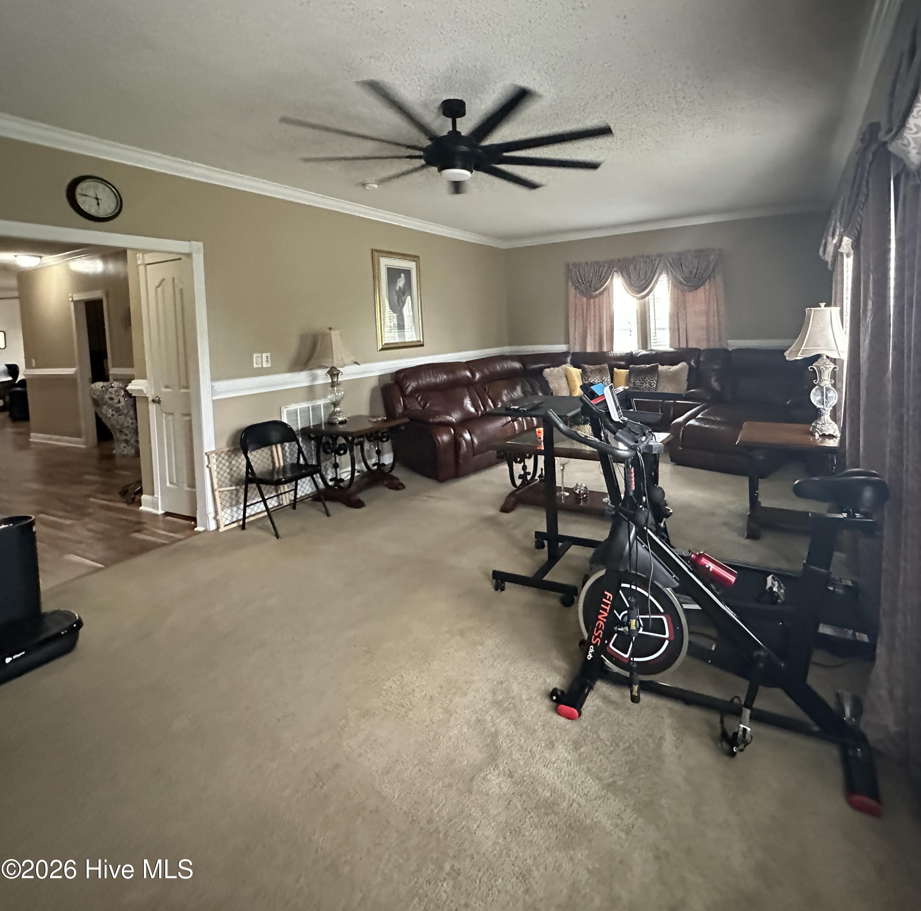1198 Kenan Weeks Road Newton Grove, NC 28366 - Photo 24 of 43 Family Room