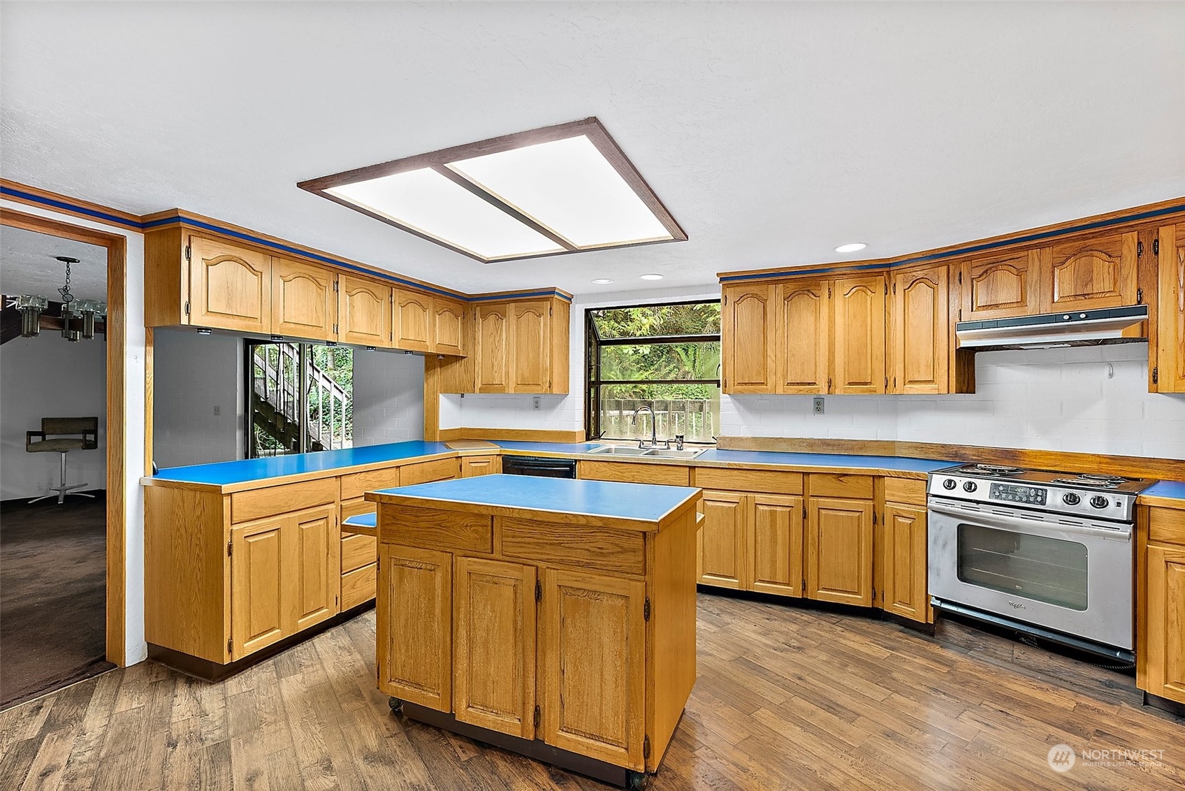 5200 Phillips Road Southeast Port Orchard, WA 98367 - Photo 13 of 40 Gallery Image 13