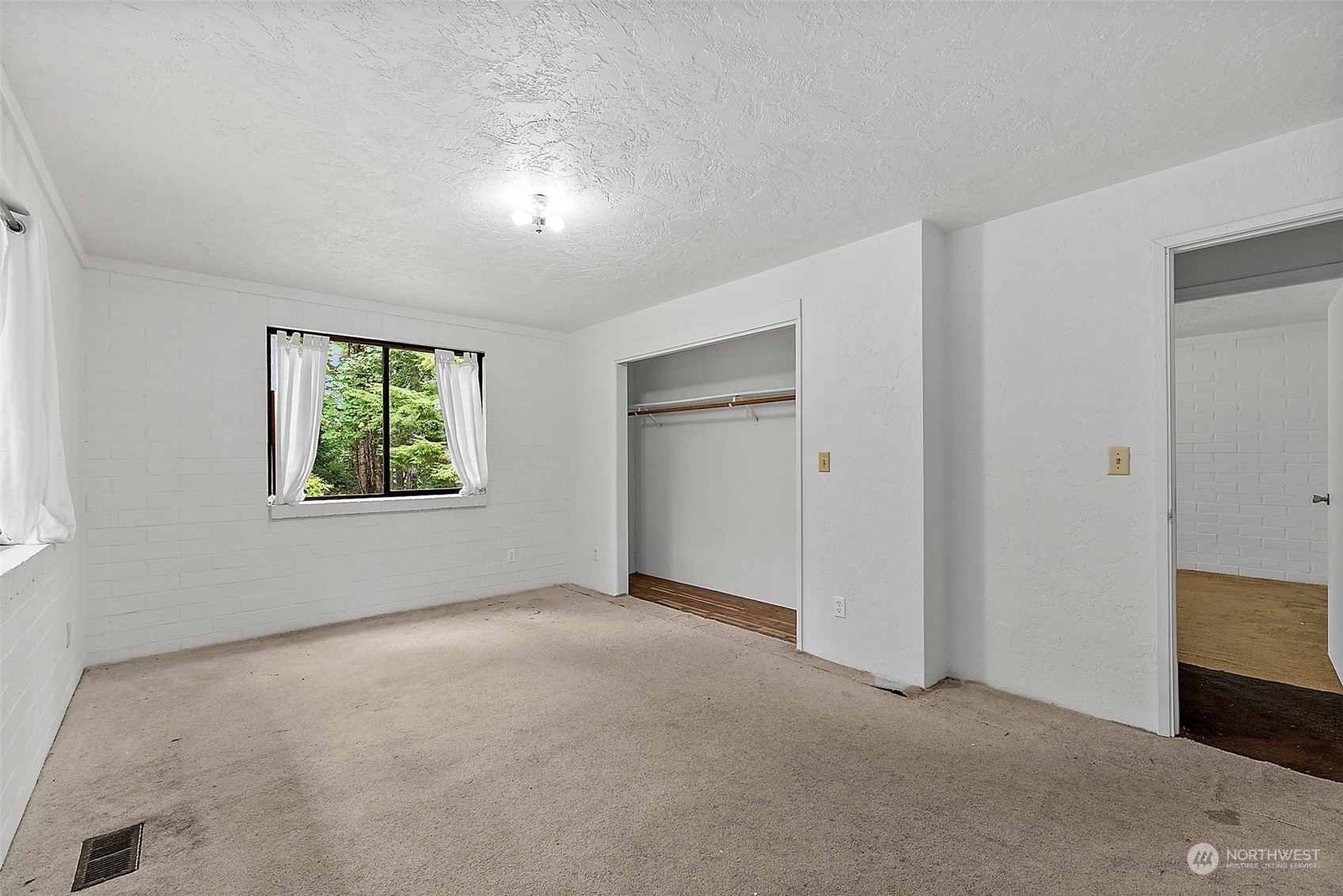 5200 Phillips Road Southeast Port Orchard, WA 98367 - Photo 27 of 40 Gallery Image 27