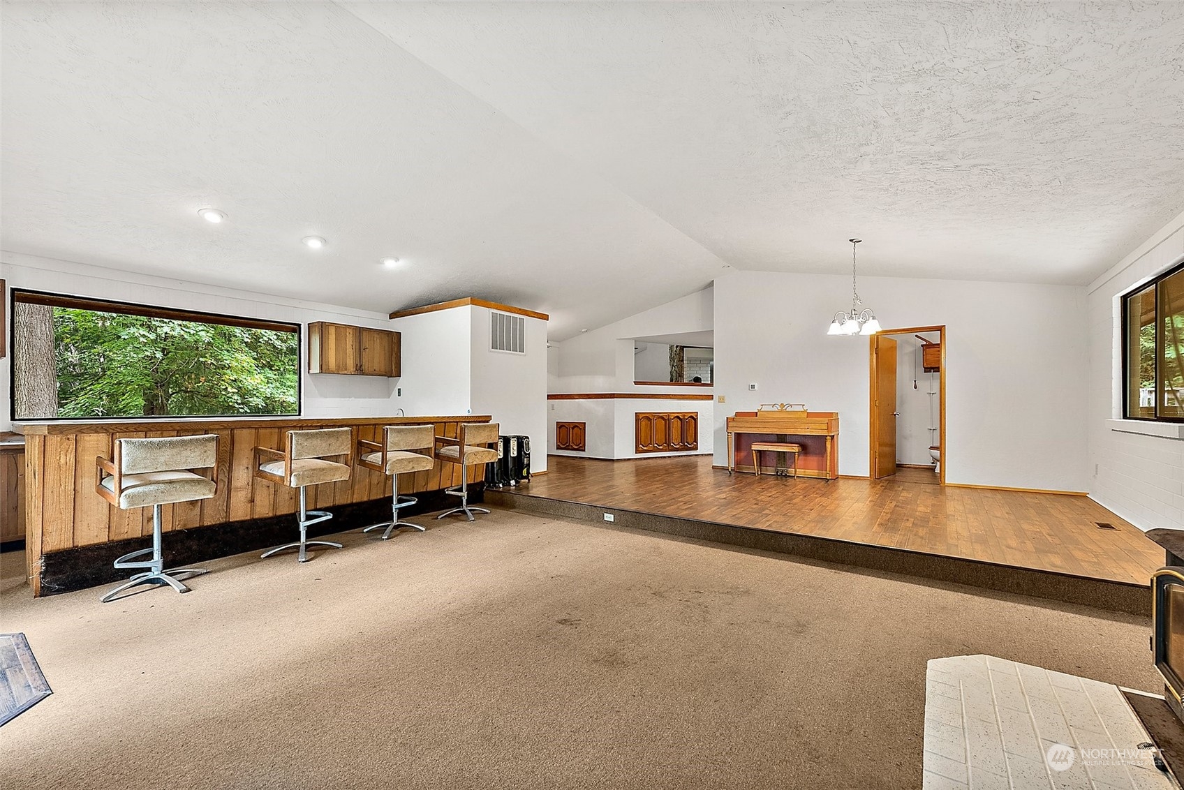 5200 Phillips Road Southeast Port Orchard, WA 98367 - Photo 9 of 40 Gallery Image 9