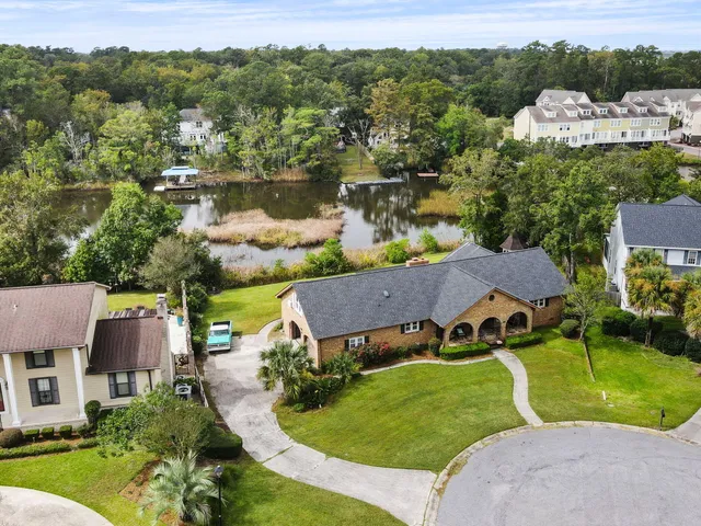 $700,000 | 1062 Dominion Drive, Hanahan, SC 29410