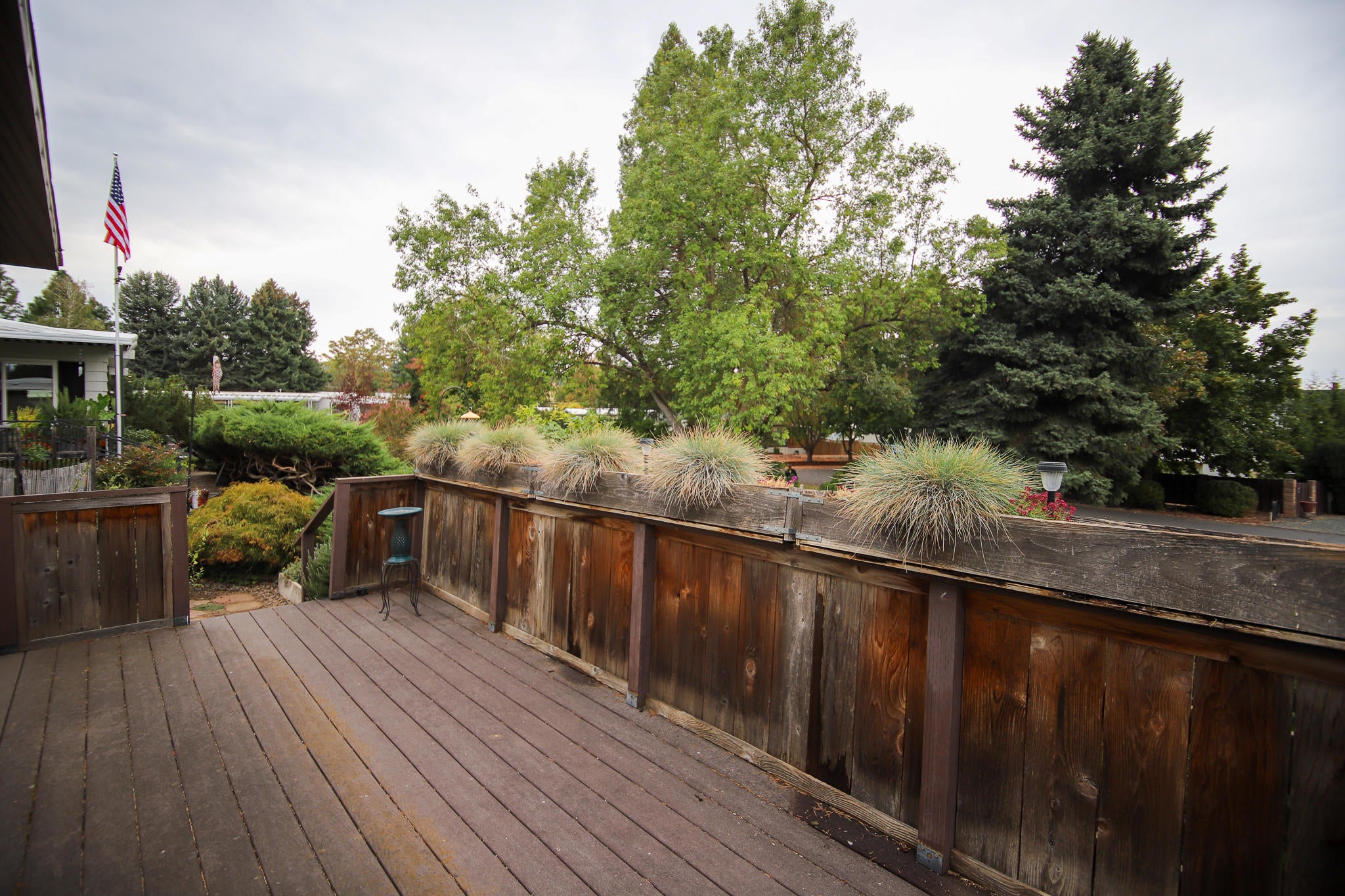 3955 South Stage Road, Unit 53 Medford, OR 97501 - Photo 28 of 29 Back Deck