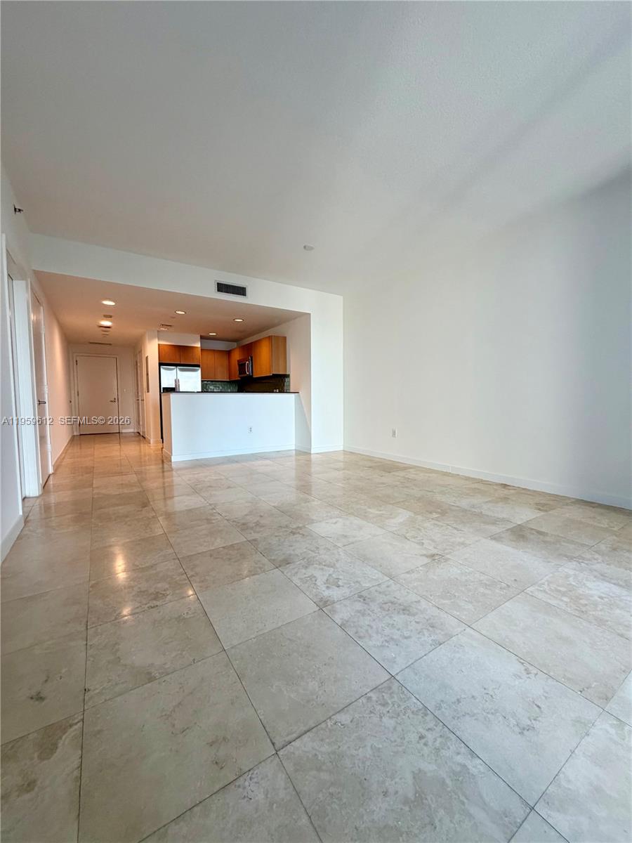 1060 Brickell Avenue, Unit 2113 Miami, FL 33131 - Photo 17 of 52 a view of a hallway