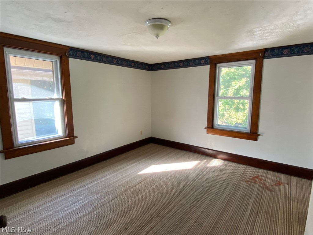 906 Dayton Street Akron, OH 44310 - Photo 19 of 31