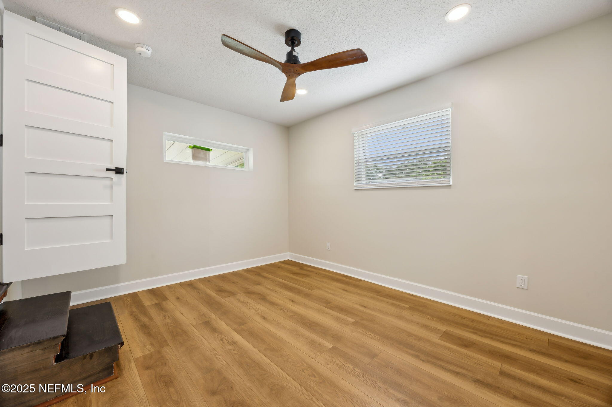 555 Glynlea Road Jacksonville, FL 32216 - Photo 18 of 32 22-web-or-mls-26_555 Glynlea Rd