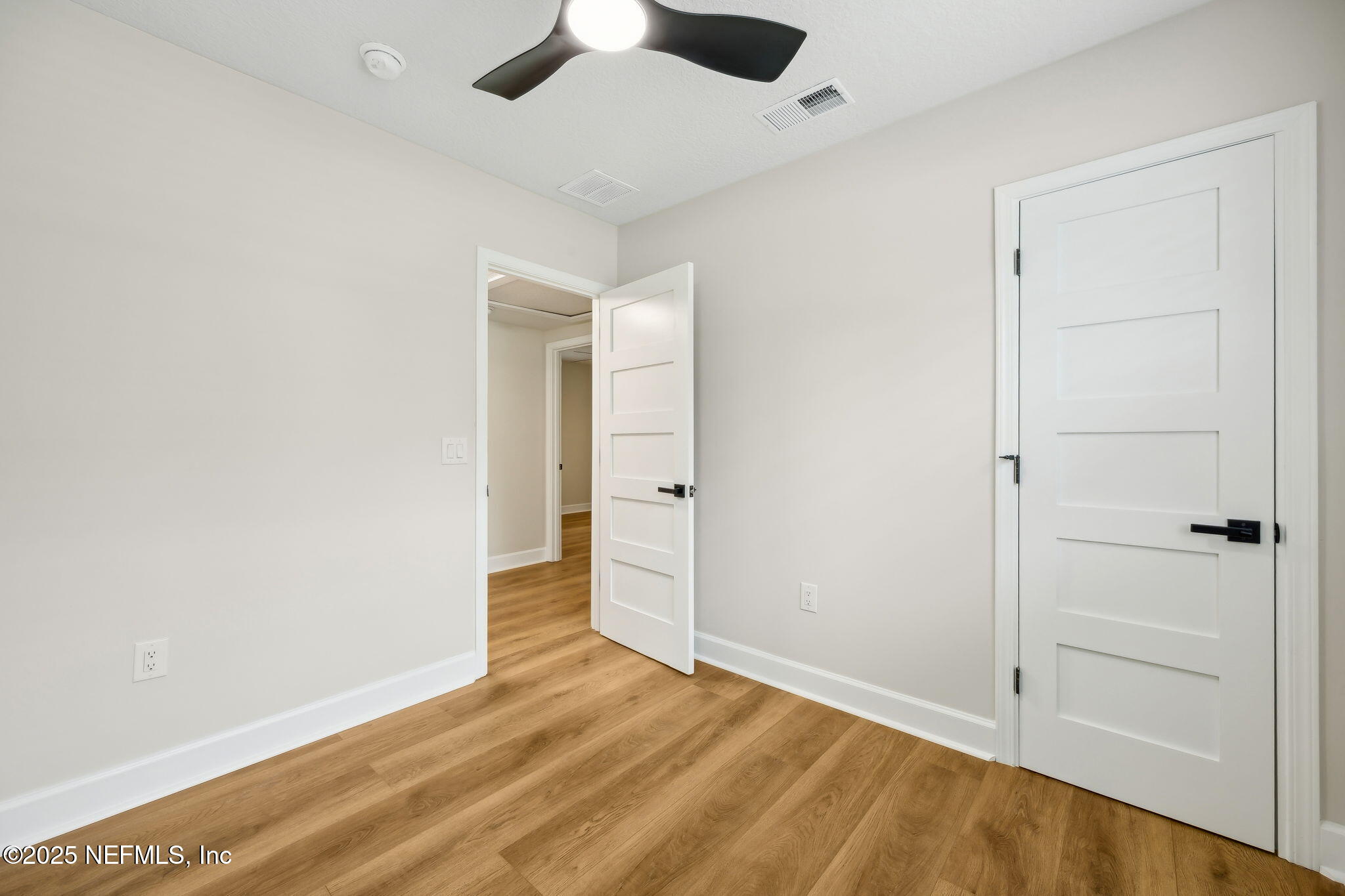 555 Glynlea Road Jacksonville, FL 32216 - Photo 22 of 32 2nd bedroom