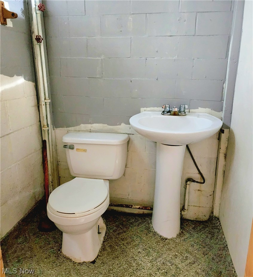 6923 Alliance Road Northwest Malvern, OH 44644 - Photo 18 of 24 Basement bathroom