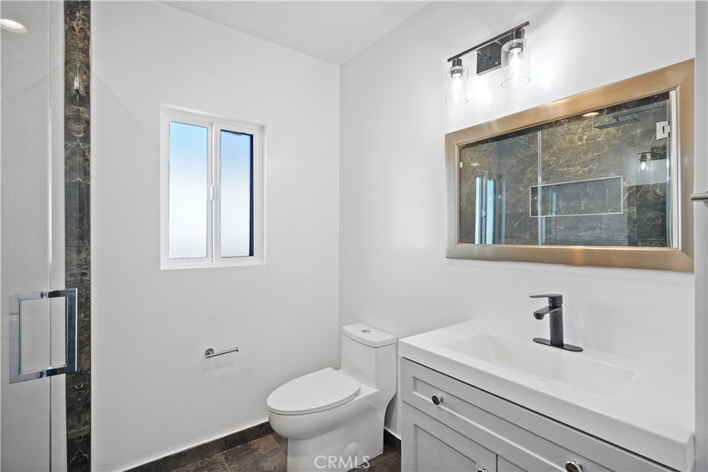 11031 Lull Street Sun Valley, CA 91352 - Photo 16 of 23