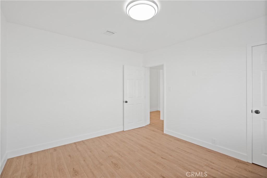 11031 Lull Street Sun Valley, CA 91352 - Photo 21 of 23