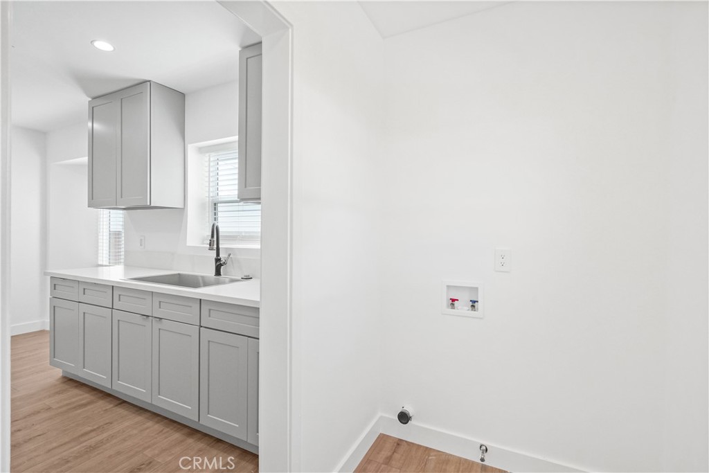 11031 Lull Street Sun Valley, CA 91352 - Photo 9 of 23