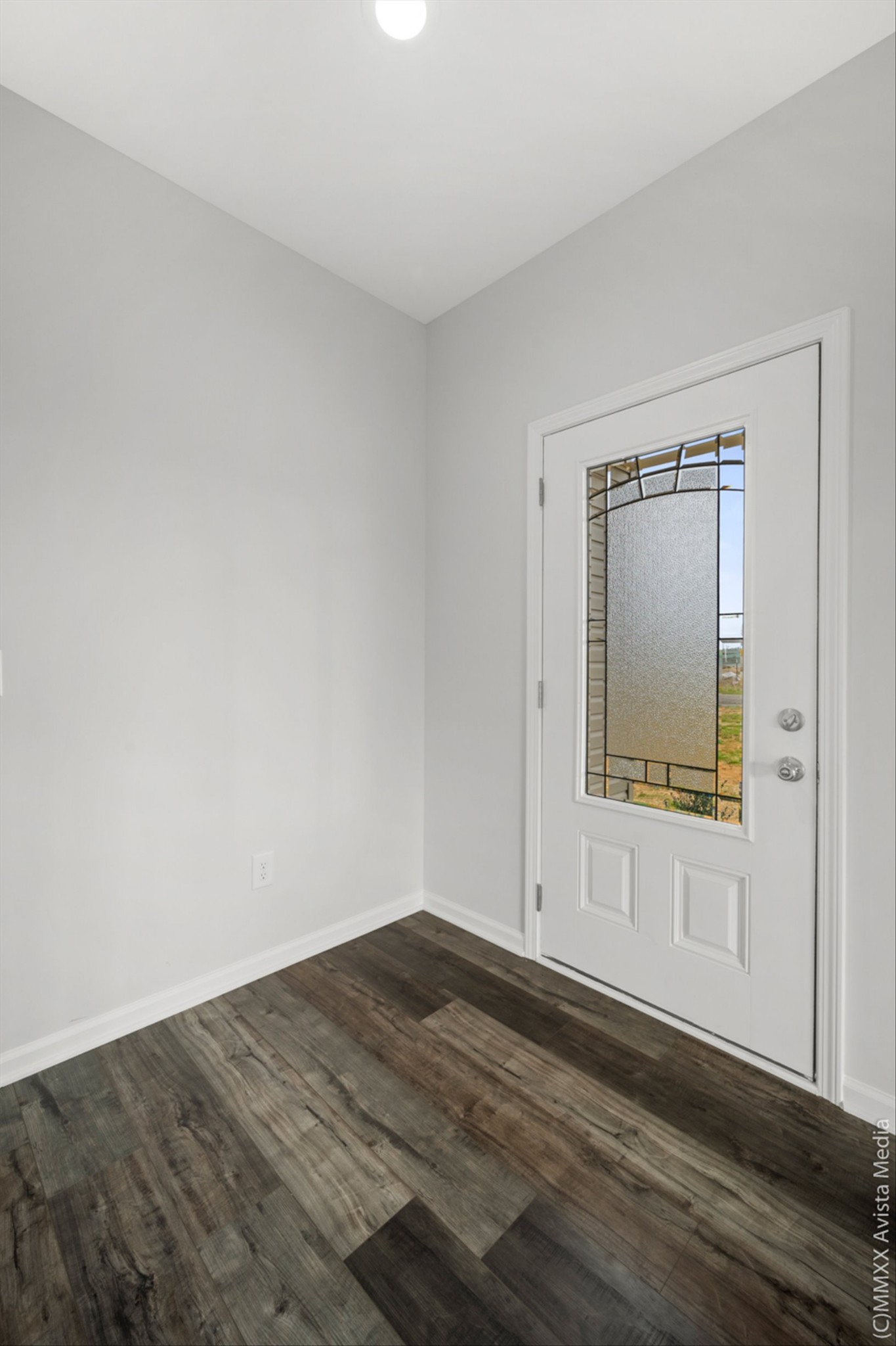 242 Herman Road Smithville, TN 37166 - Photo 6 of 30 Gallery Image 6