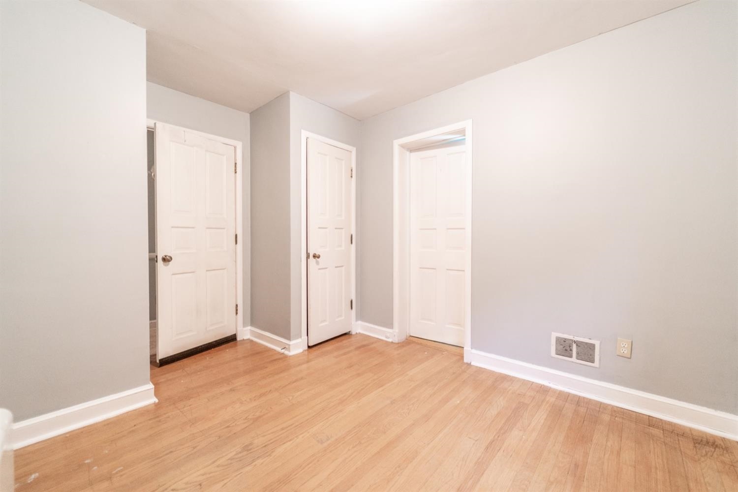 7111 Forest Avenue Hammond, IN 46324 - Photo 19 of 29 1500x1000
