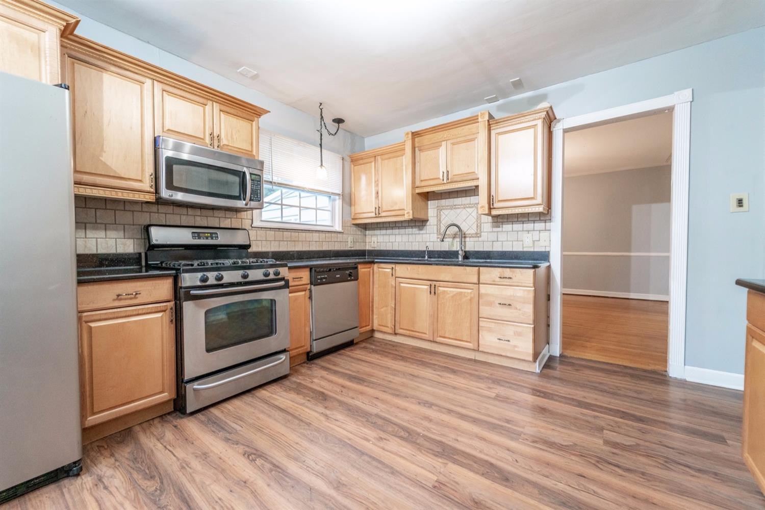 7111 Forest Avenue Hammond, IN 46324 - Photo 9 of 29 1500x1000