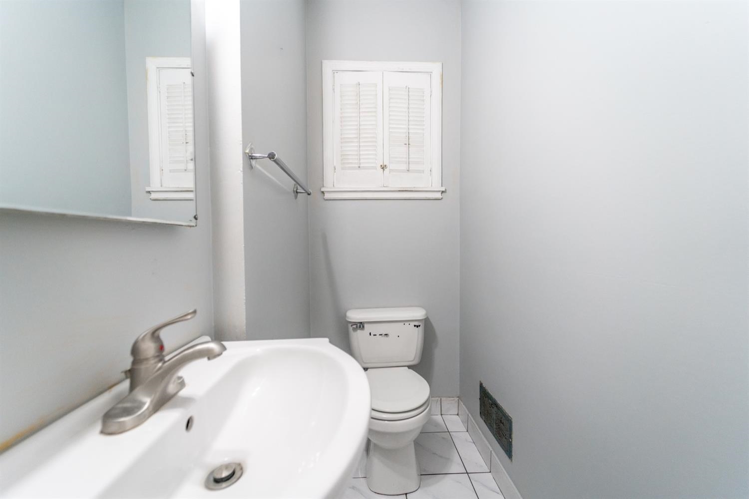 7111 Forest Avenue Hammond, IN 46324 - Photo 10 of 29 1500x1000