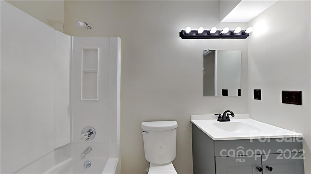 11108 Harrowfield Road Charlotte, NC 28226 - Photo 7 of 8 Gallery Image 7
