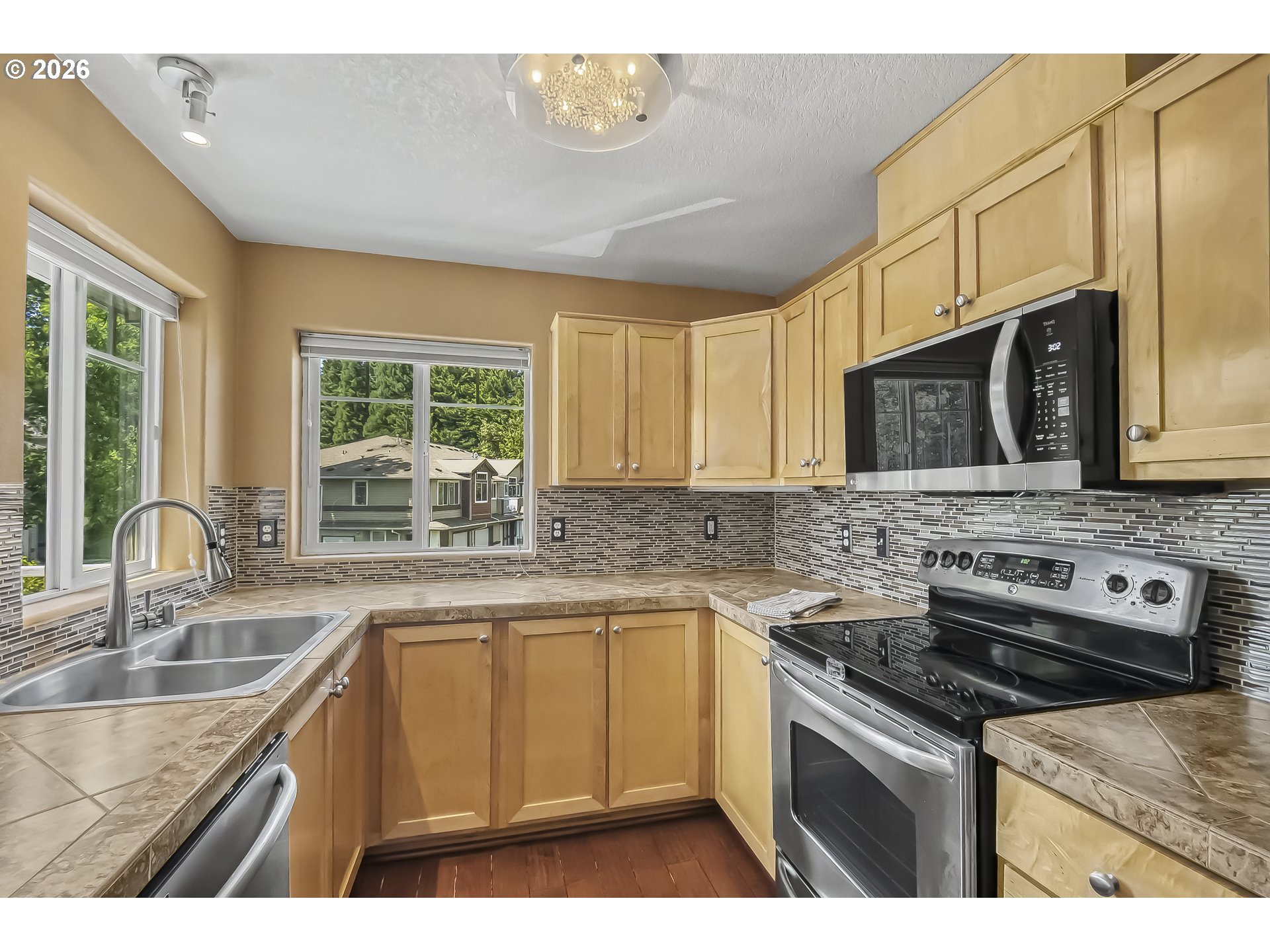 14580 Southwest Magpie Lane Beaverton, OR 97007 - Photo 10 of 22