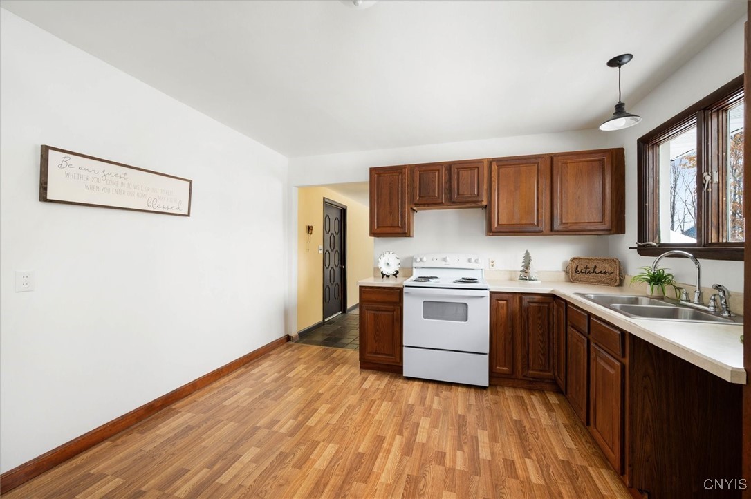 214-216 Hamilton Street Rome, NY 13440 - Photo 15 of 37 Kitchen