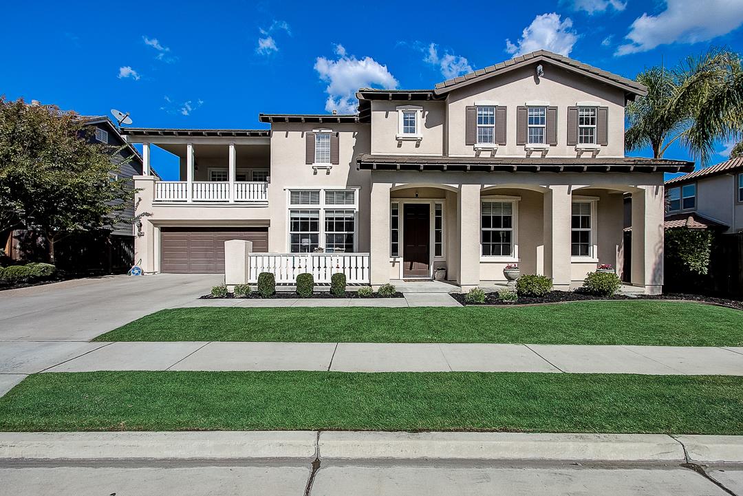 7108 Lahinch Drive Gilroy, CA 95020 - Photo 48 of 50 a front view of a house with a yard