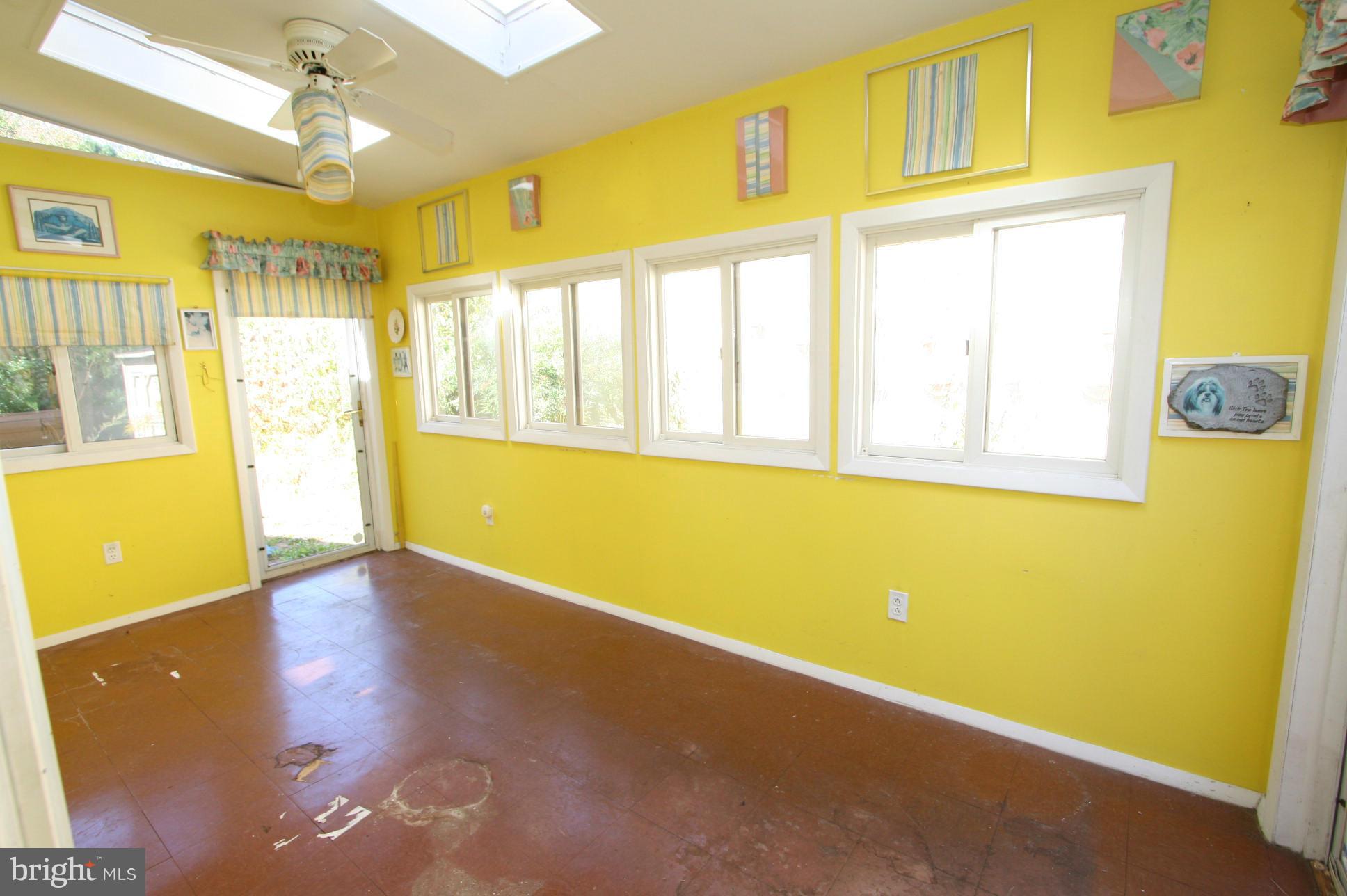 5118 Thunder Hill Road Columbia, MD 21045 - Photo 7 of 14 Interior (General)