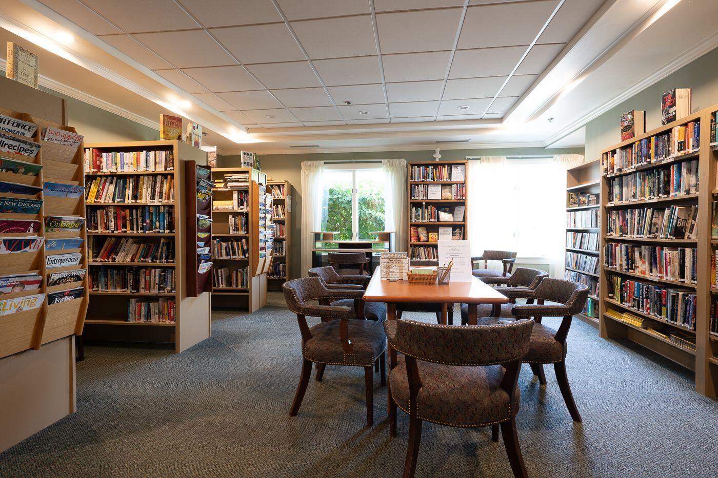 3 Longwood Road Mashpee, MA 02649 - Photo 28 of 33 Southport Resident Library