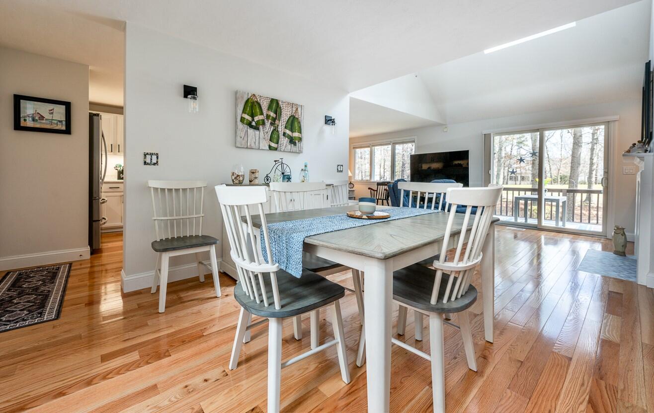3 Longwood Road Mashpee, MA 02649 - Photo 3 of 33 dine2a