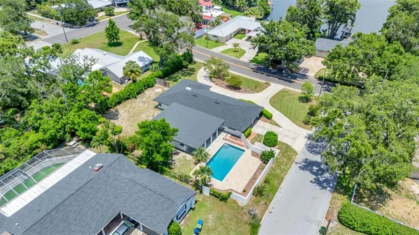 $3,850 | 333 Lake Otis Drive Southeast, Winter Haven, FL 33880