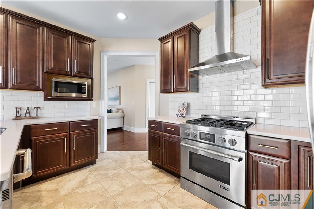 10 Windsor Road Belle Mead, NJ 08502 - Photo 11 of 48 Gallery Image 11