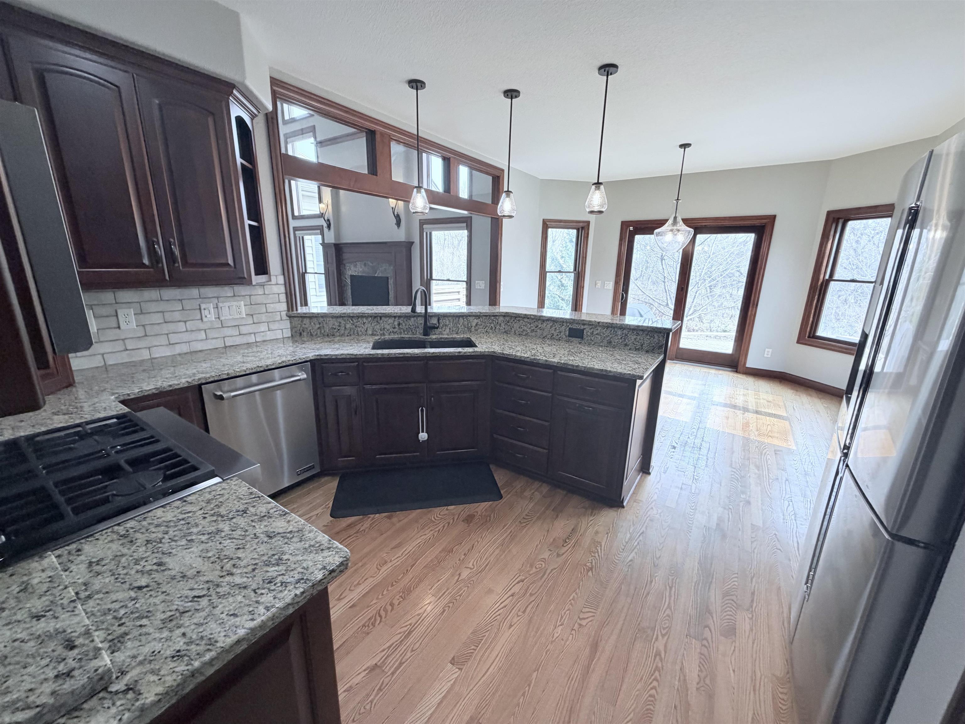 2821 East Milestone Court Appleton, WI 54913 - Photo 12 of 28