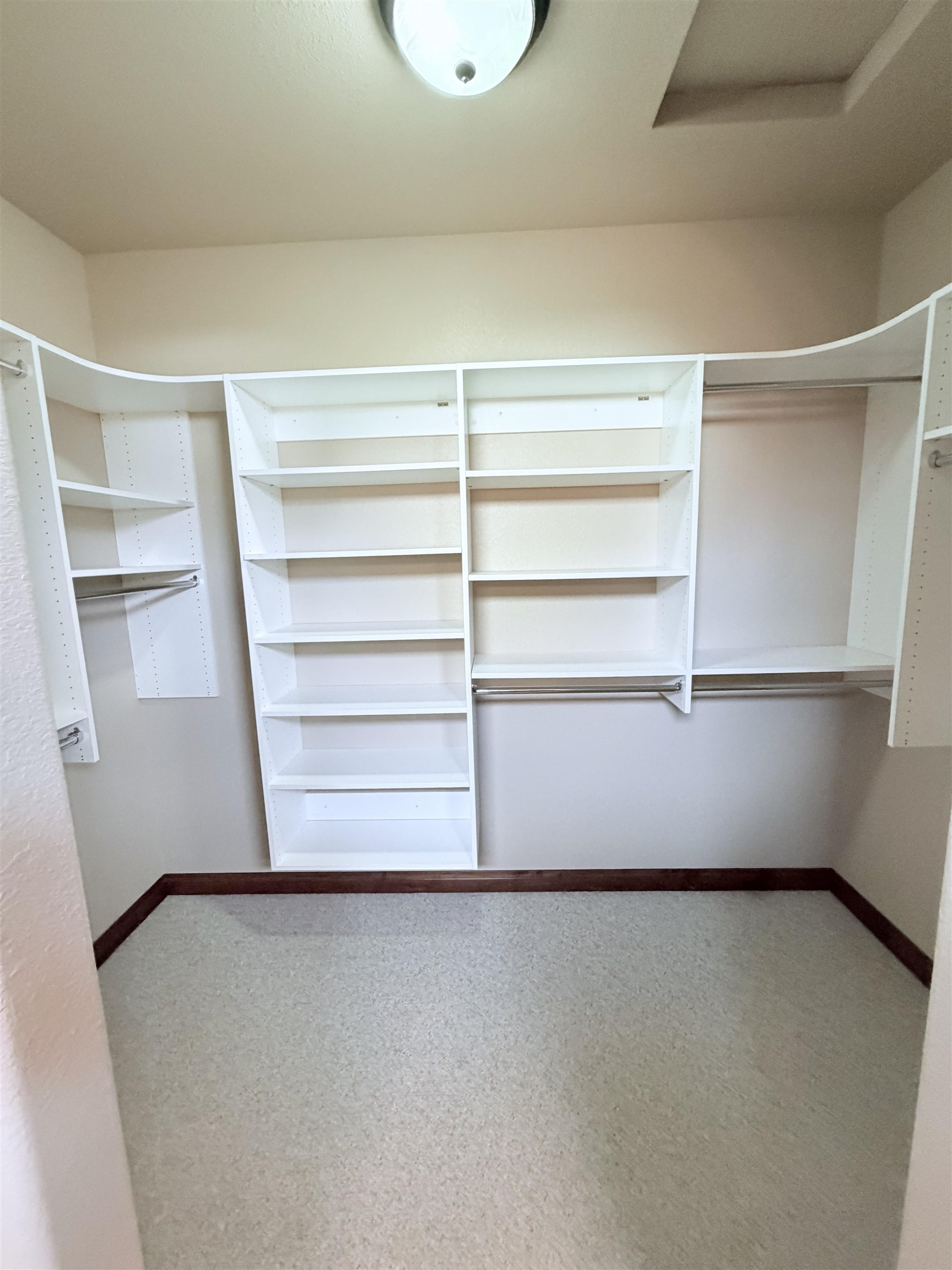 2821 East Milestone Court Appleton, WI 54913 - Photo 16 of 28