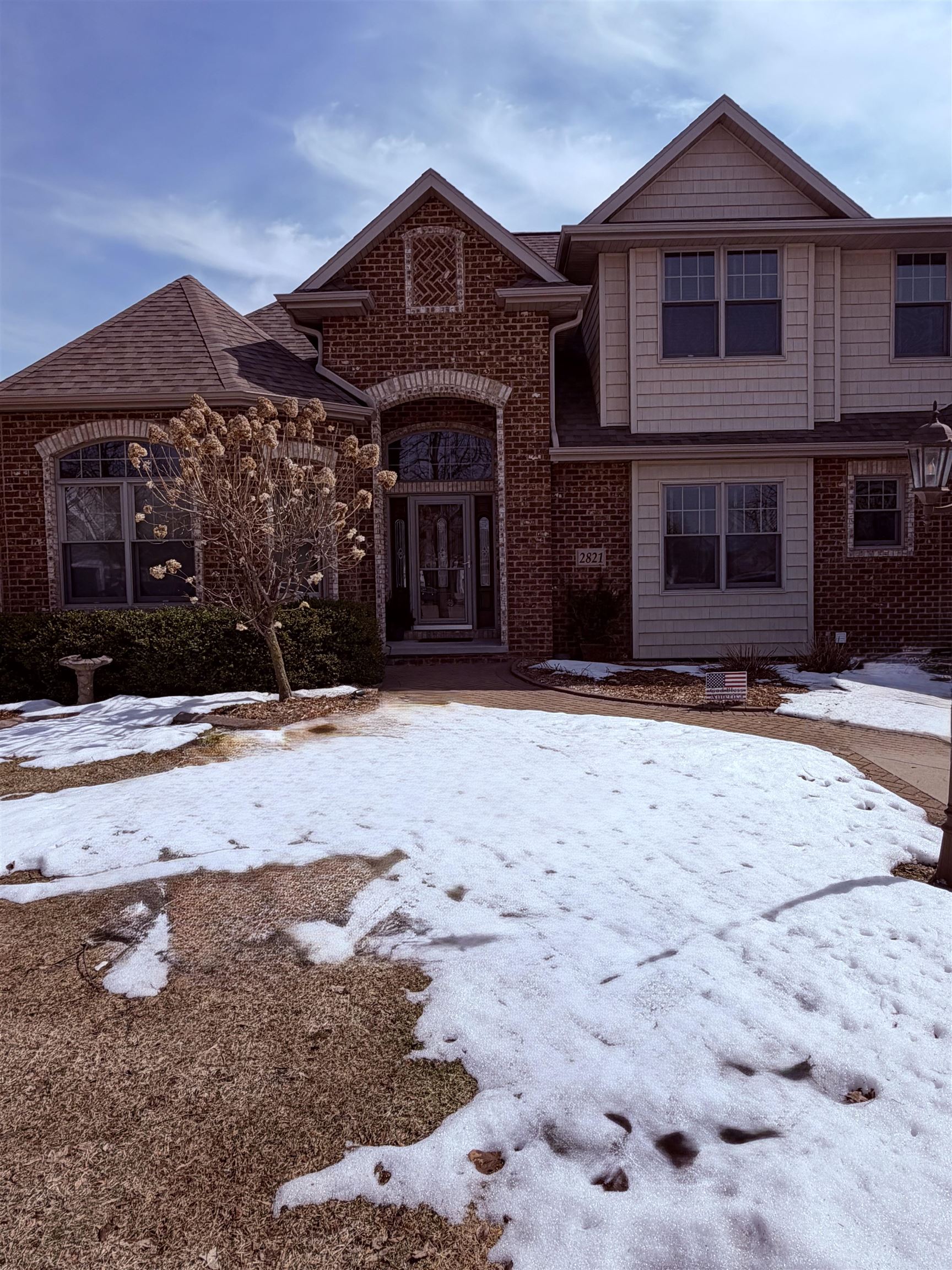2821 East Milestone Court Appleton, WI 54913 - Photo 2 of 28