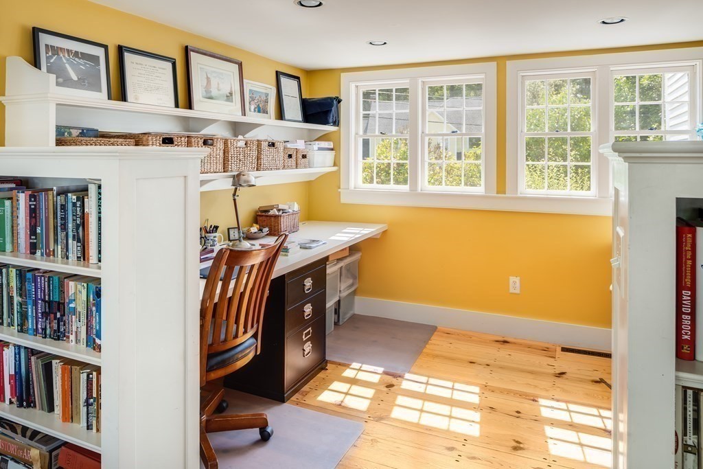 42 Carlisle Road Acton, MA 01720 - Photo 15 of 32 Gallery Image 15