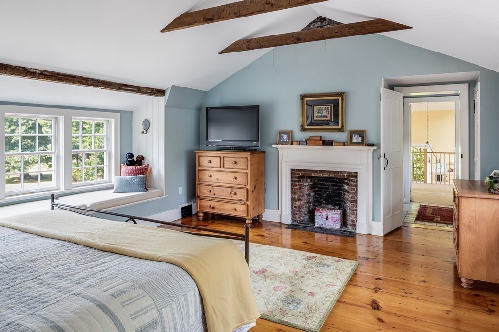 42 Carlisle Road Acton, MA 01720 - Photo 18 of 32 Gallery Image 18
