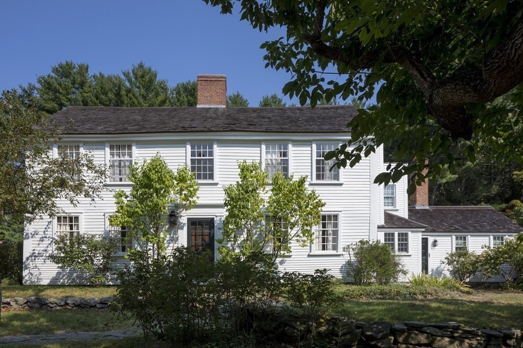42 Carlisle Road Acton, MA 01720 - Photo 2 of 32 Gallery Image 2