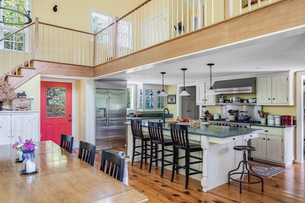 42 Carlisle Road Acton, MA 01720 - Photo 7 of 32 Gallery Image 7