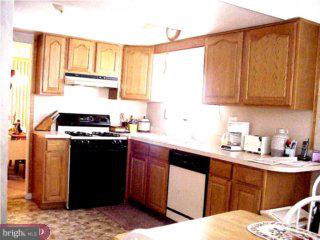 10 Hartford Road Clementon, NJ 08021 - Photo 5 of 6