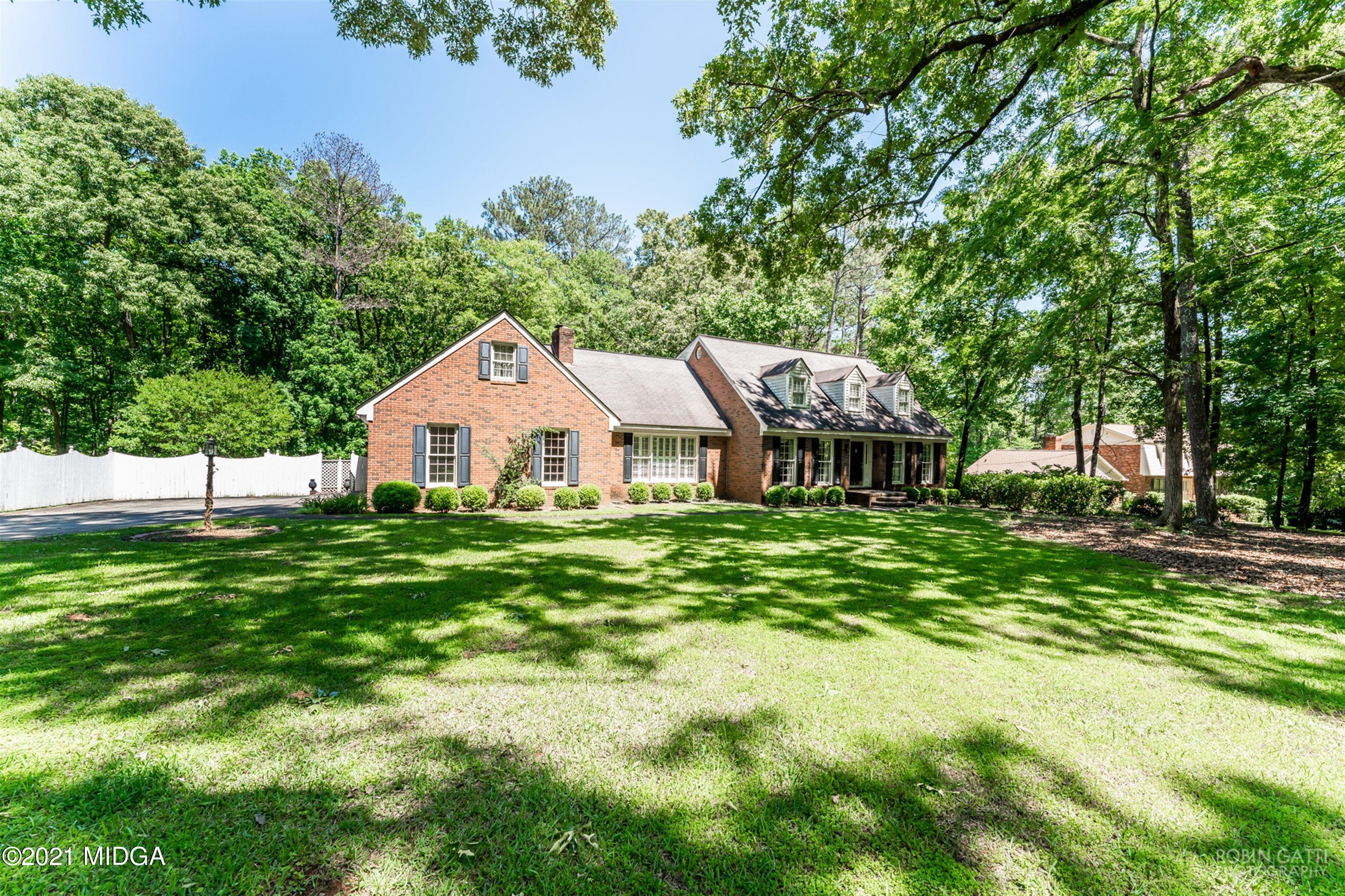 724 Crawford Road Macon, GA 31210 - Photo 3 of 32 01-DSC09300