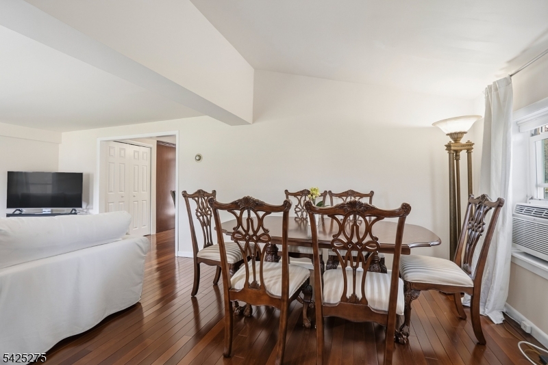 8 Morris Turnpike Randolph, NJ 07869 - Photo 10 of 30