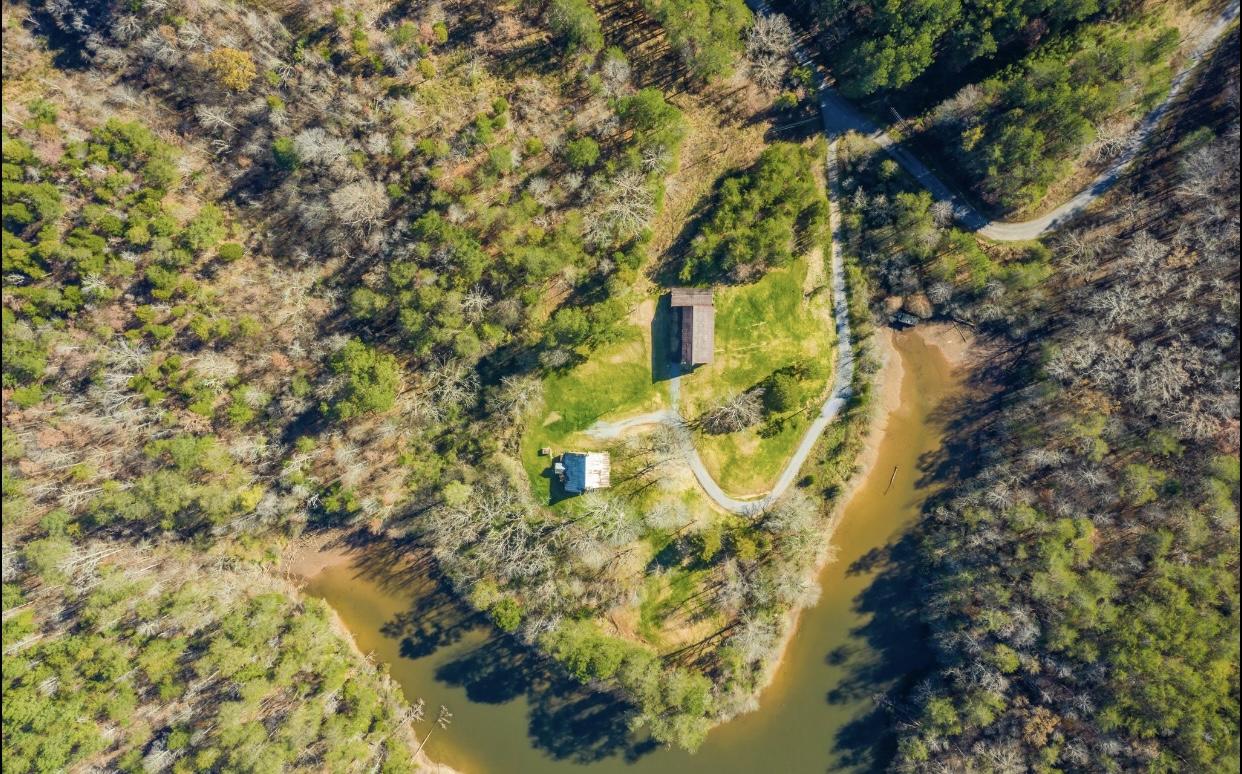 340 Bill Moser Road Vonore, TN 37885 - Photo 13 of 40 E0D0C0BC-41A8-4F0A-85C8-4EDA43FE552A