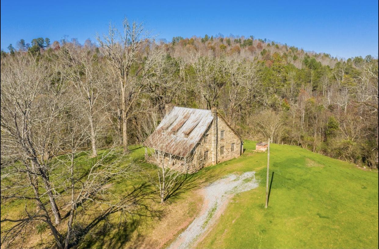 340 Bill Moser Road Vonore, TN 37885 - Photo 15 of 40 D59583A6-183F-4AA6-AB6E-DFC8808CB8C4