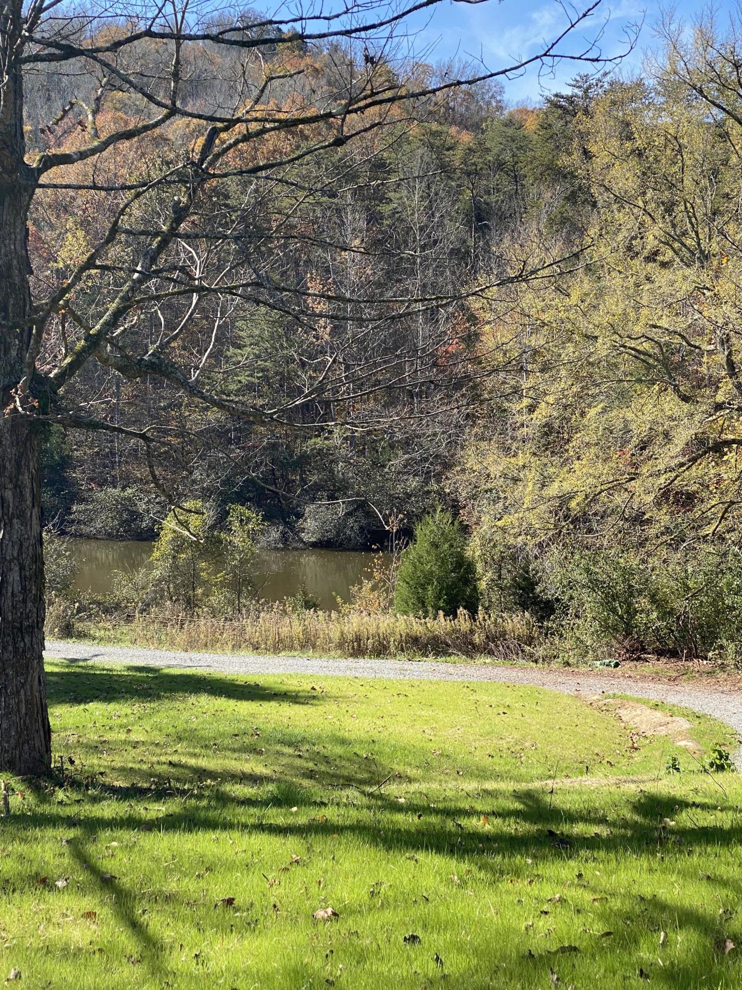 340 Bill Moser Road Vonore, TN 37885 - Photo 39 of 40 84E1DE6A-5FFE-4F76-85F4-2CA1E141DC6A