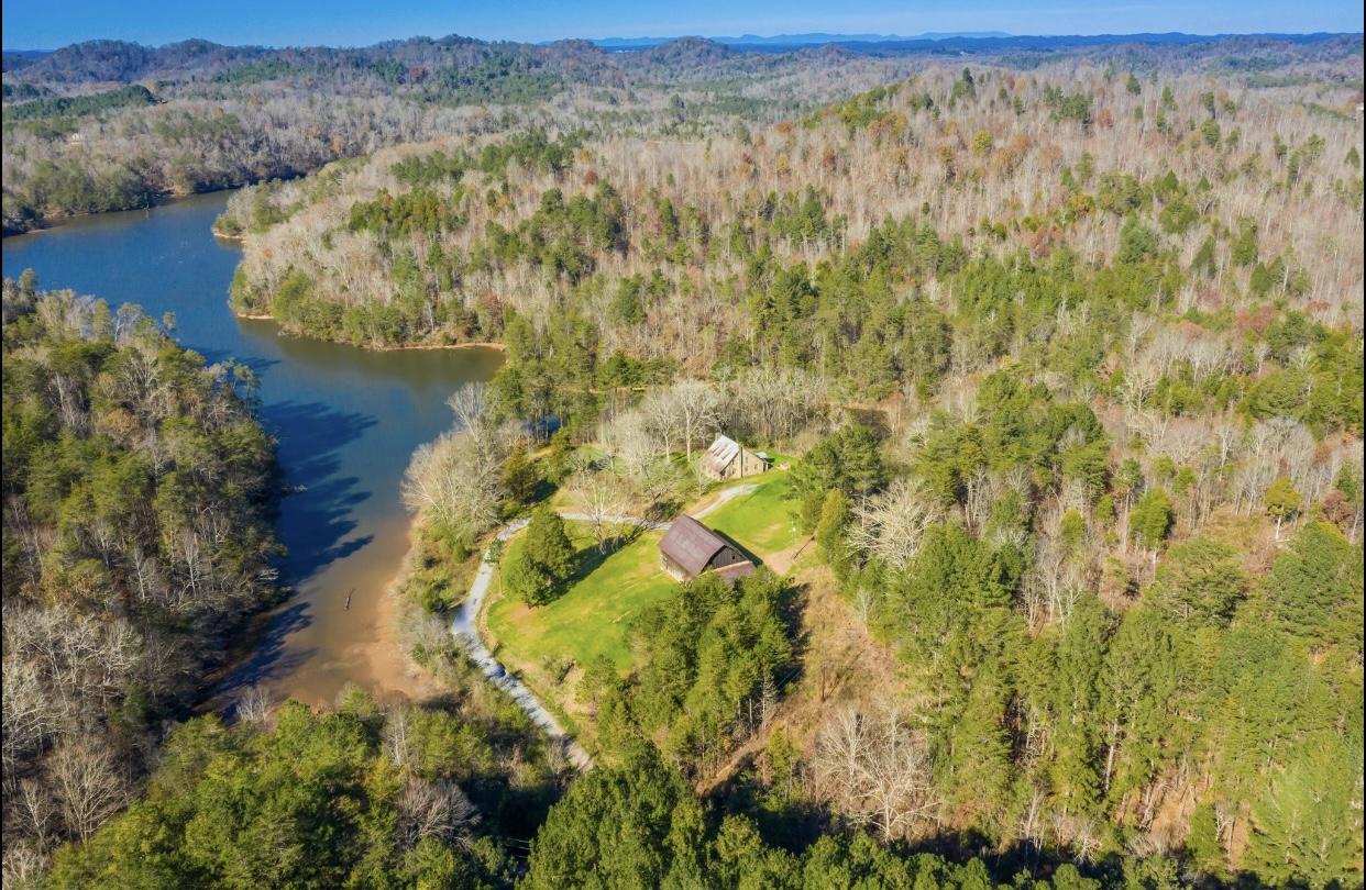 340 Bill Moser Road Vonore, TN 37885 - Photo 5 of 40 418EEB08-09EA-438D-8CA4-68436819E000