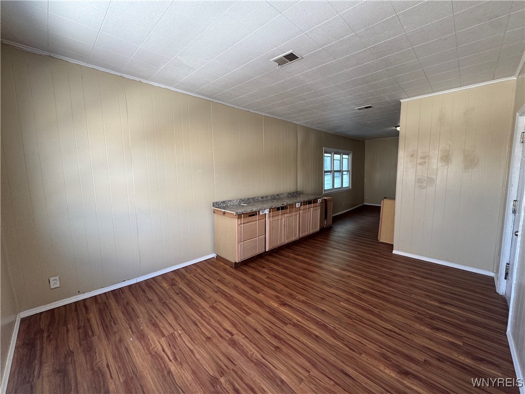 540 U Willett Street Buffalo, NY 14206 - Photo 2 of 16