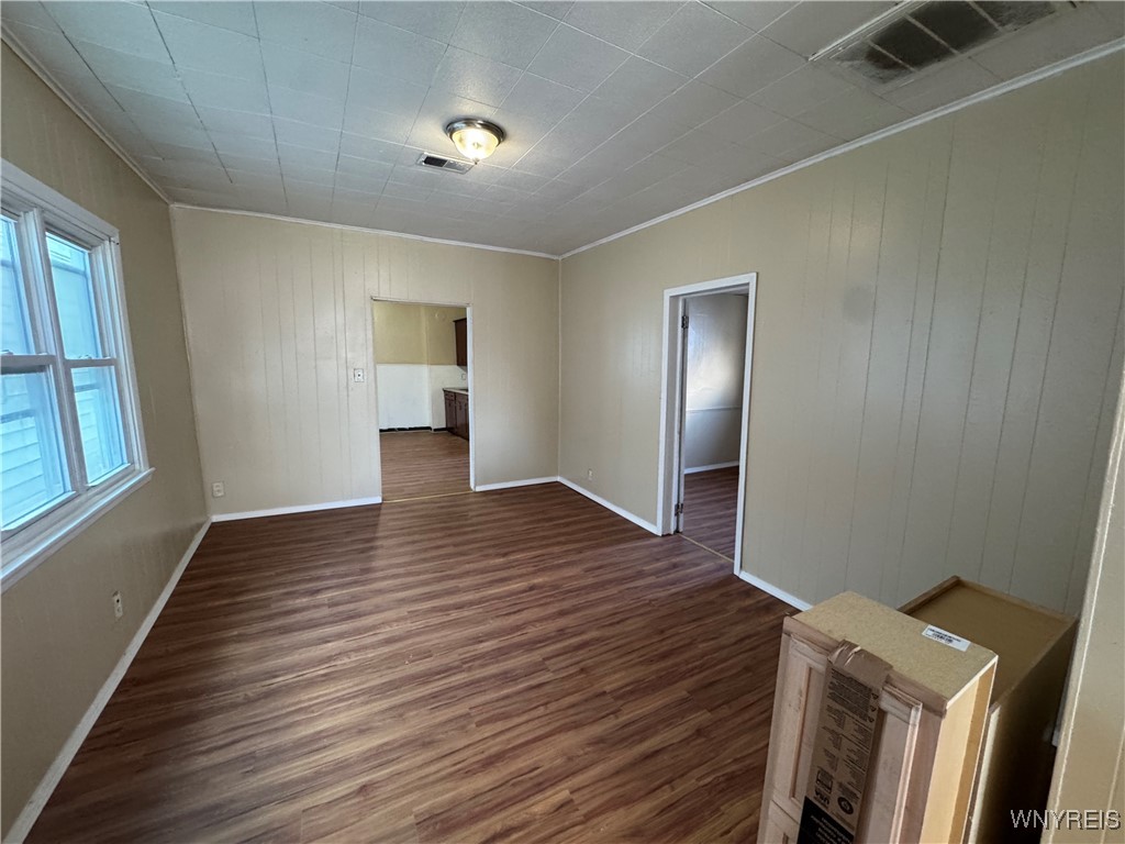 540 U Willett Street Buffalo, NY 14206 - Photo 4 of 16