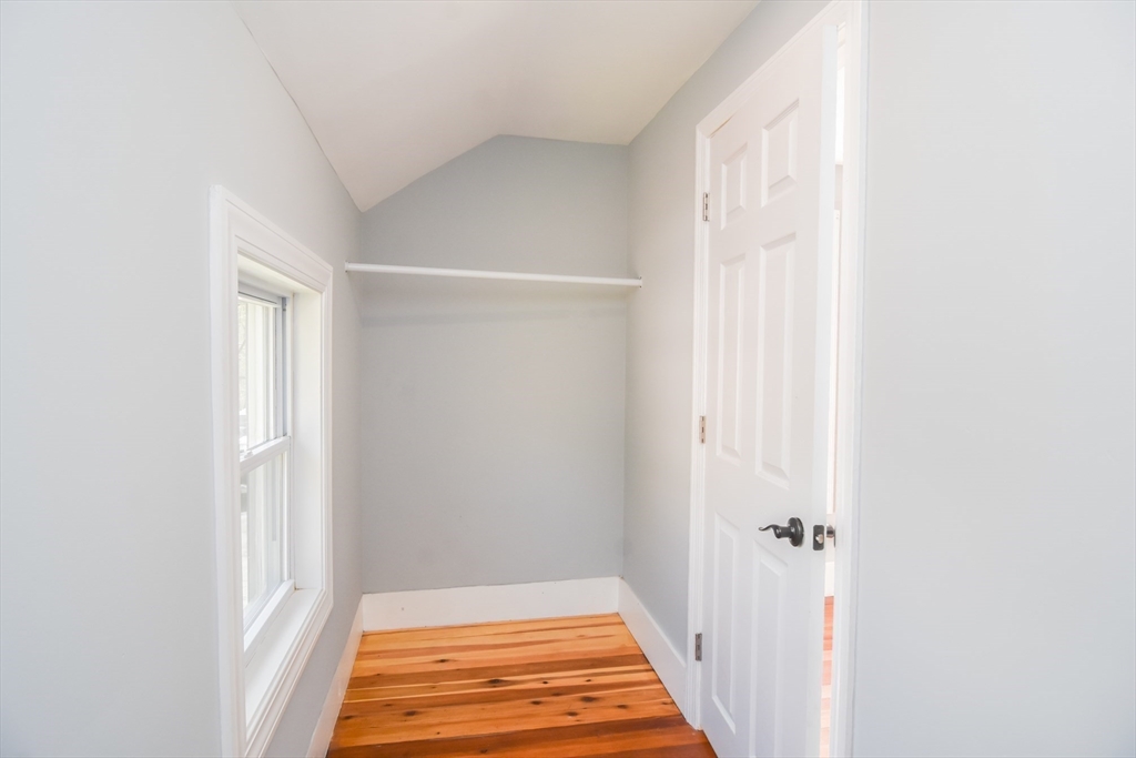 13 Crump Street Hudson, MA 01749 - Photo 21 of 33