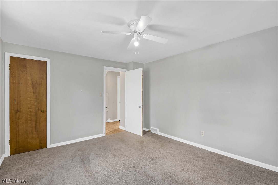 3537 Radcliffe Road Cleveland, OH 44121 - Photo 20 of 27
