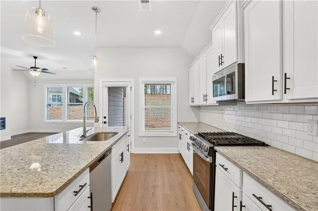 a view of a room with shelf