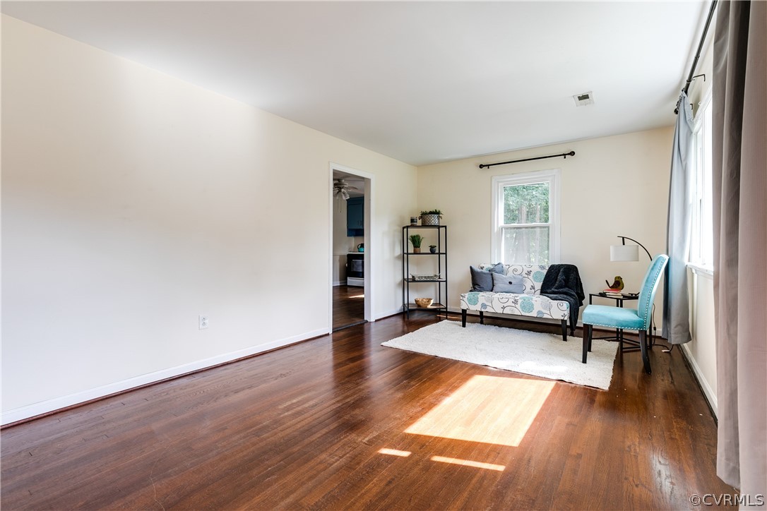 877 Grapevine Road Sandston, VA 23150 - Photo 6 of 34 Gallery Image 6