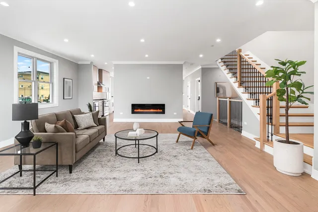 $879,000 | 2411 North 77th Avenue, Elmwood Park, IL 60707