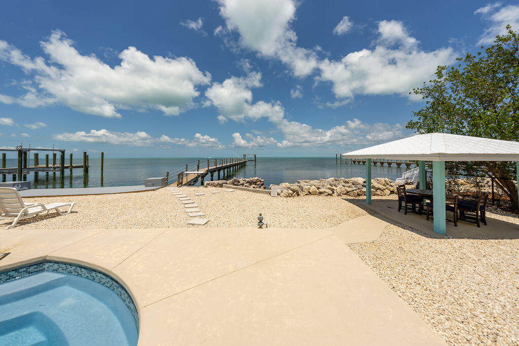 58121 Morton Street Marathon, FL 33050 - Photo 21 of 93 Backyard View